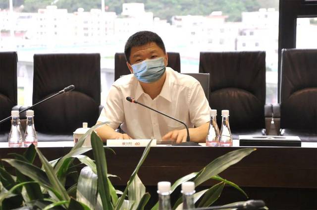 吴红涛与珠海华发集团有限公司总经理李光宁会谈交流