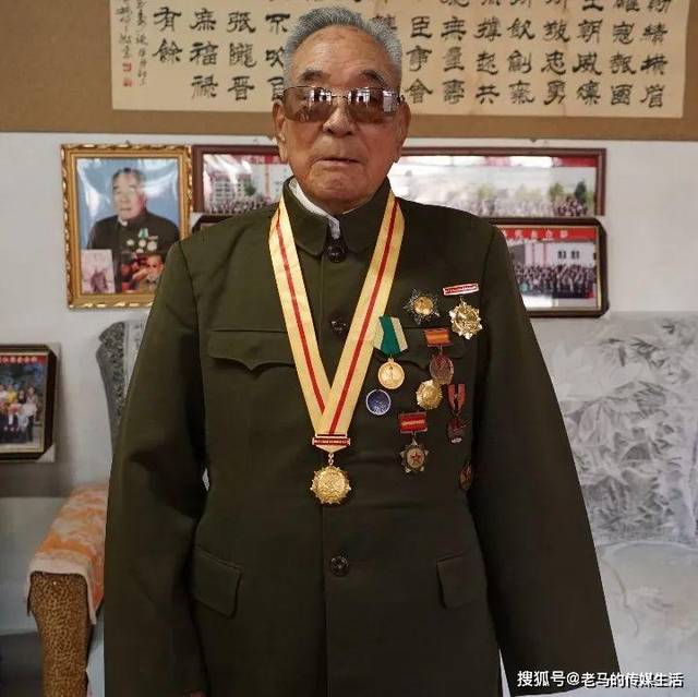 纪念独臂英雄张虎臣_手机搜狐网