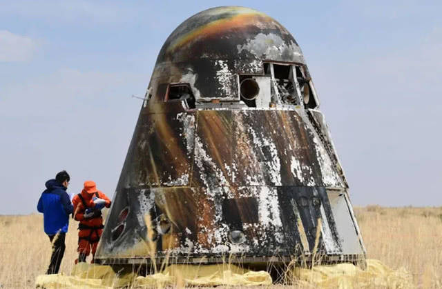 经过第二宇宙速度热力考验的新飞船返回舱