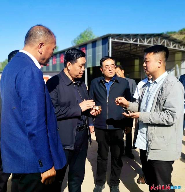 马相忠在康乐县看望慰问宗教界人士67调研当前重点工作