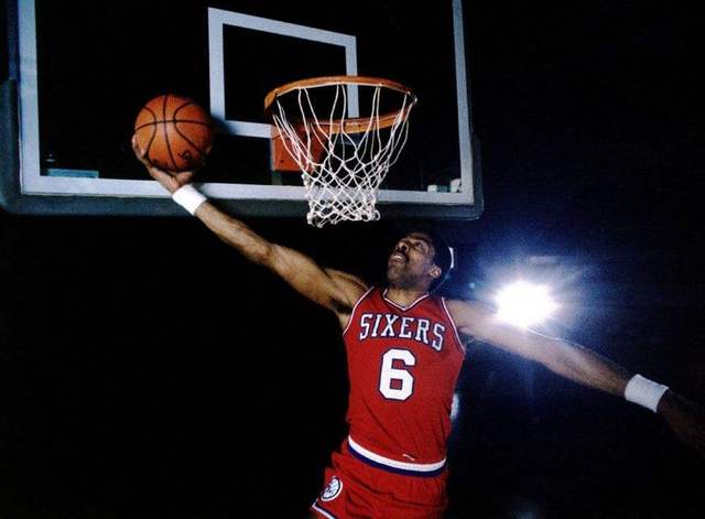 扣篮大赛史上最强一届评委,科比最水?看过其他四人,没毛病!