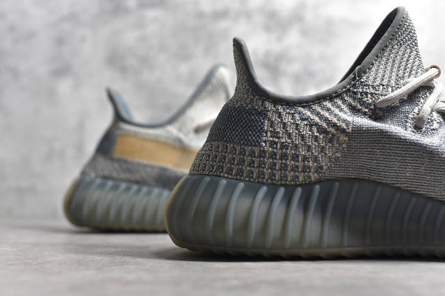 阿迪达斯 israfil 椰子 adidas yeezy boost 350v2 灰蓝精灵运动鞋