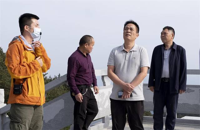 动态| 平江县委书记汪涛 全程考察了天岳幕阜山项目