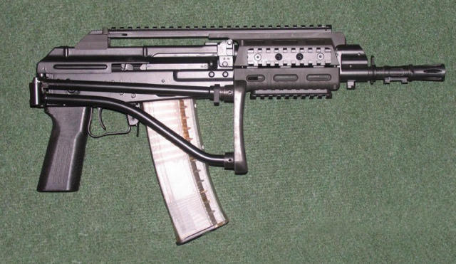 这种枪弹夹是透明的,用意不同寻常