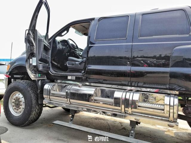 这是车还是坦克!快看看马路大霸王福特f650是啥车