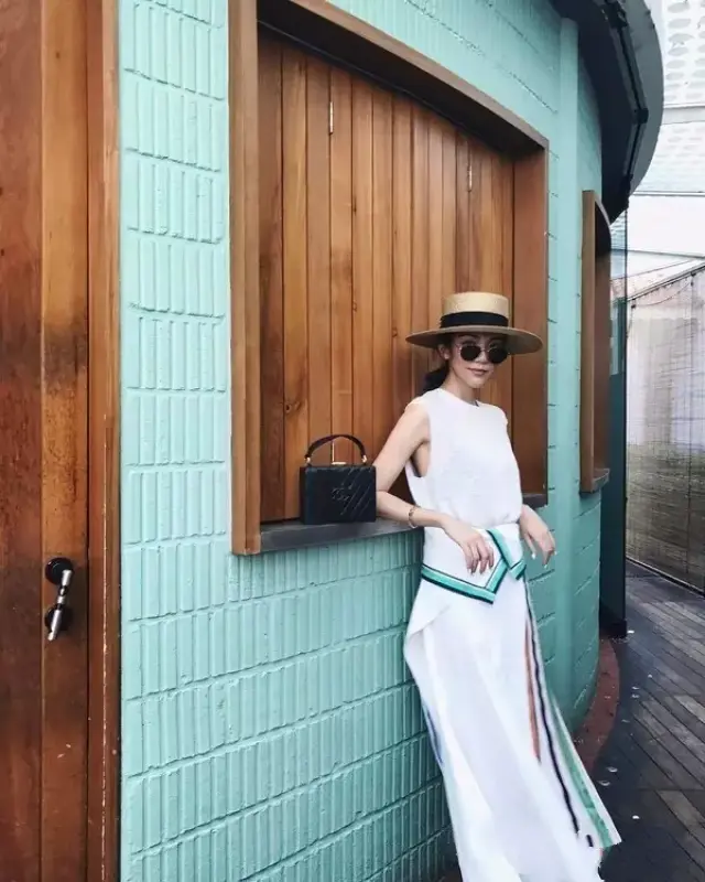 新加坡美女博主教你如何穿搭,能穿出高挑时髦感!