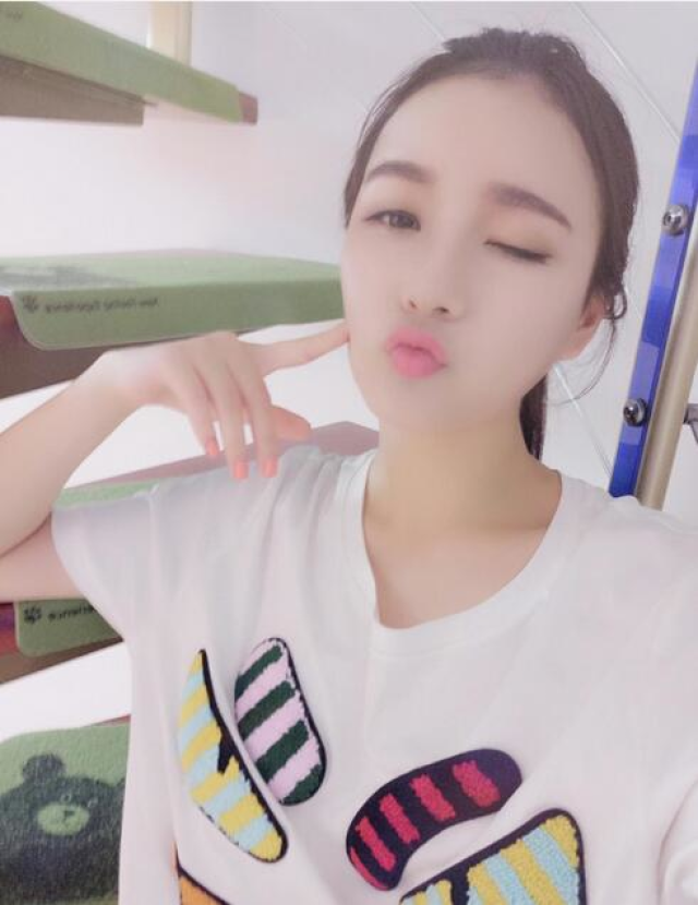 嗨氏人气登顶 虎牙星秀小安逸收入35万夺得吸金王