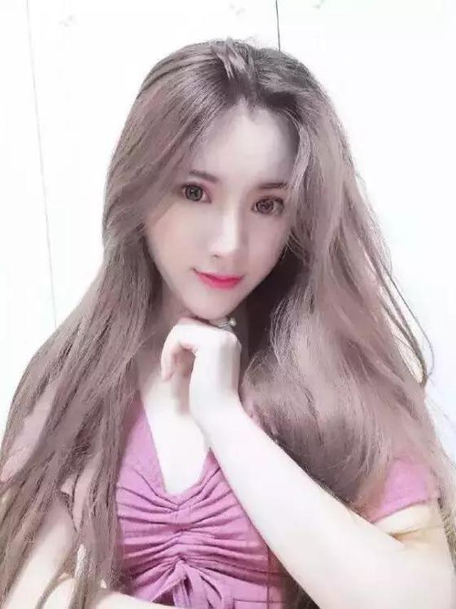 昨天便有网红范美熙自曝之前与邢昭林聊天记录与语音,内容大致是邢