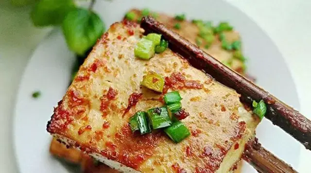 4. 烤 豆 腐 】