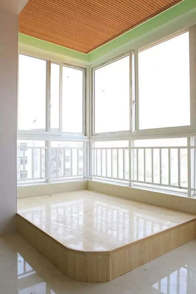 在阳台做半边加高,引得邻居竞相模仿,倍有面子!