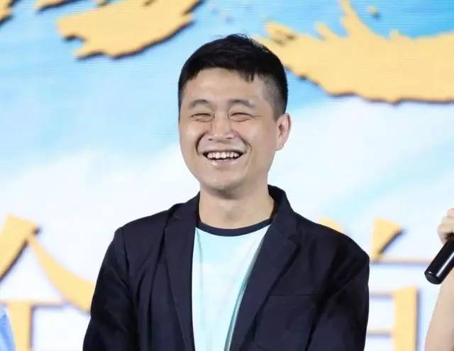 不过大陆著名男演员,杨若兮的老公连奕名,和这位连奕琦没啥关系的