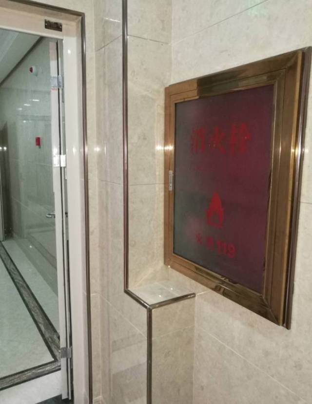 电梯前室阳角处理