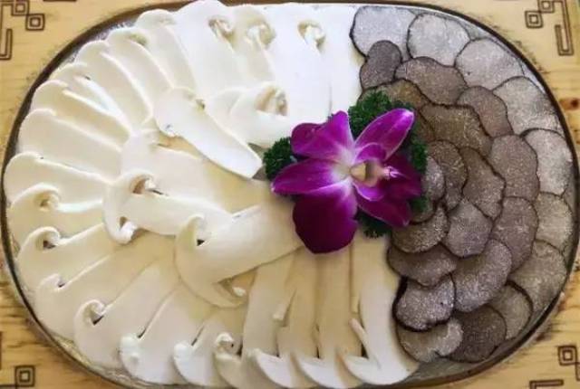 再不吃菌就没了,昆明15处吃野生菌的好地方!