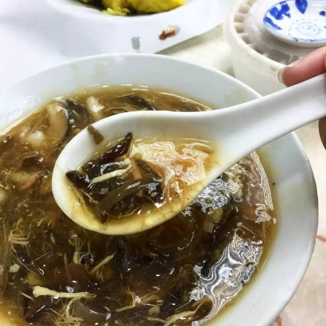 「有钱人食鱼翅,我食碗仔翅」香港碗仔翅的风流!