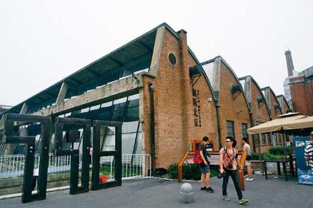 798艺术区超现实科幻光与影艺术展
