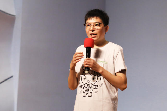 琴台太和琴社社长,非遗古琴艺术传承人陈信喆老师及其教学团队