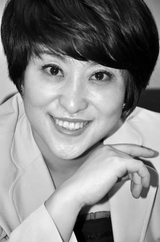 朗读者:王越《一颗开花的树》