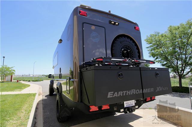 "地球漫步者"xv-lts,福特越野底盘c型房车
