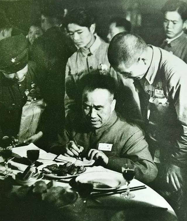 1950年1月,为了肃清残余的国民党军队和土匪,人民解放军展开了大规模