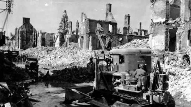 二战时为什么法国一个月灭亡,中国扛了十四年