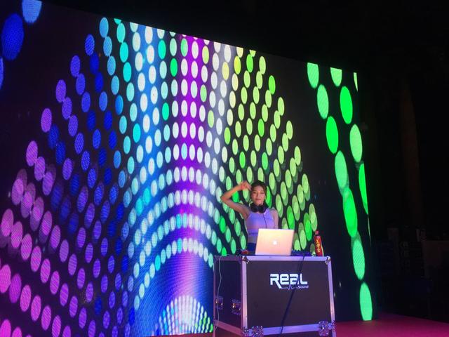 王老吉荧光跑 嗨爆全场 炫动深圳-体育频道-手