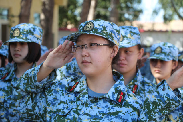 【迷彩九月】工商版军训大片正在上演,快来看看有你没!