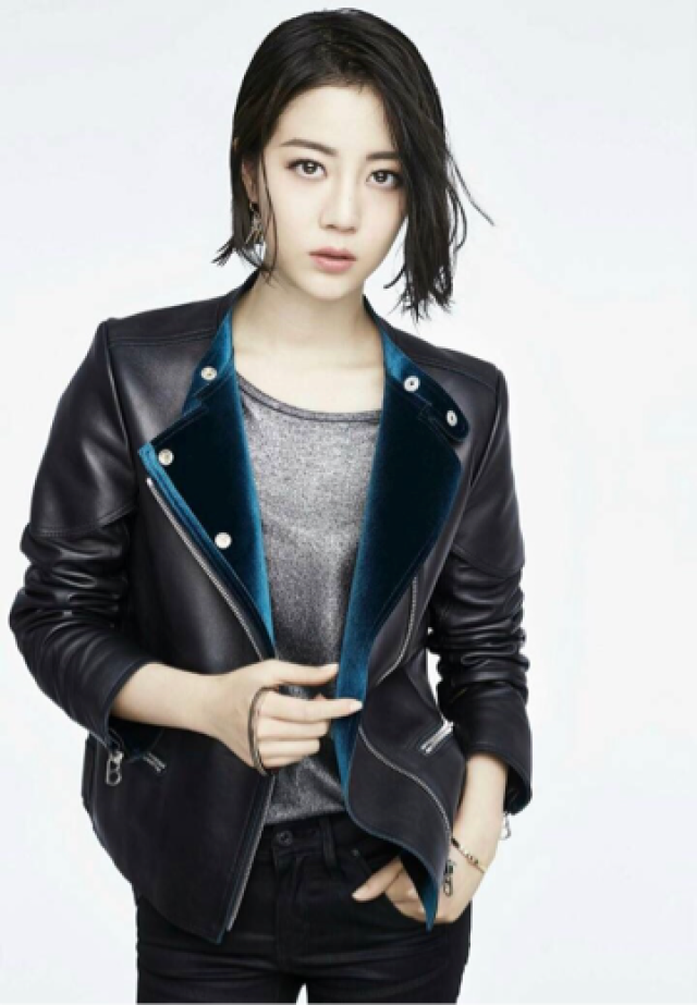 有人爱迪丽热巴的颜,可我更爱李溪芮的腿!