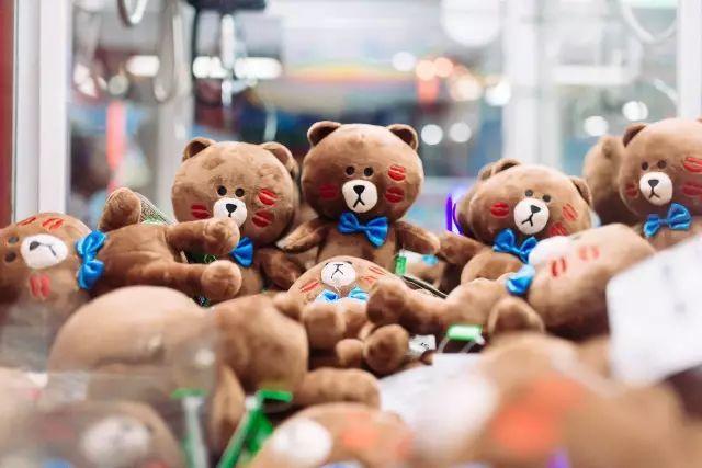 夹娃娃大赛赢2米高熊熊和逾万元奖品!