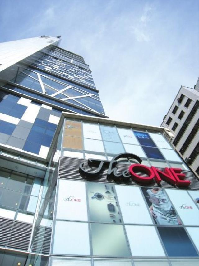 the one是香港目前楼层数最高的商场建筑,全幢大厦 共29层, 全高171米