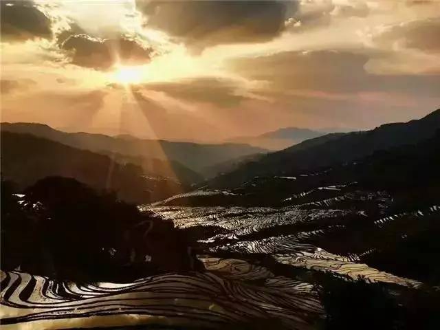 云南绿春县旅游景点,绿春县旅游景点,绿春有什么旅游景点_大山谷图库