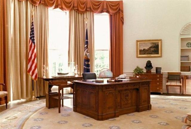 前总统特朗普办公室图片
