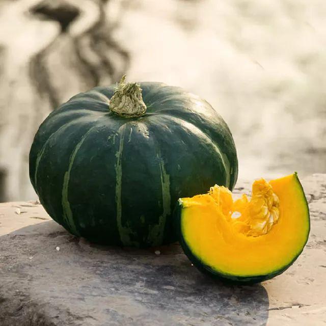 基本上在 西餐用到的南瓜都是以 西洋南瓜为主,而西洋南瓜也有不少