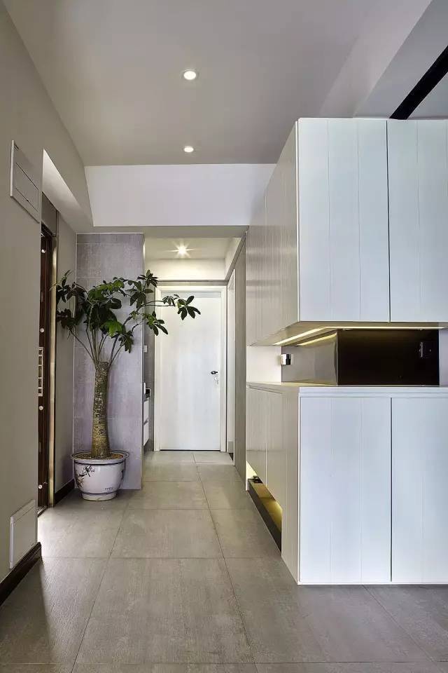 这样的玄关鞋柜不仅实用,还很有格调!