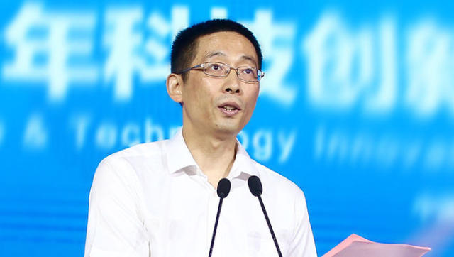 施一公:科学很酷,做基础研究可以改变世界