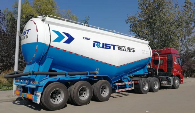 四季度持续发力,瑞江粉罐车捷报频传