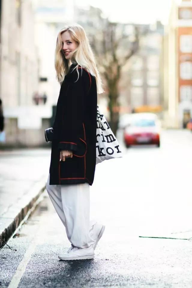 丹麦时尚博主sarah mikaela,身高157cm